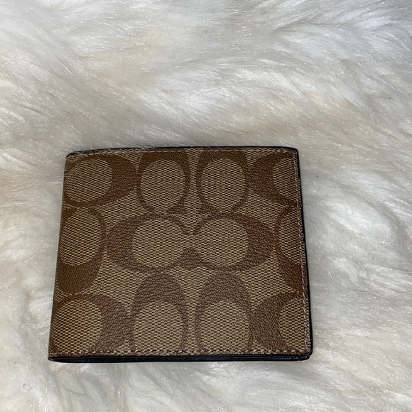 Men’s Wallet - Bifold in Signature Canvas - Picture 1 of 5